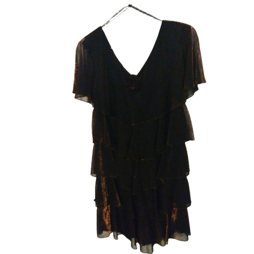 Patra Shimmering Bronze Tiered Scalloped w. Rose Accent Pull On Midi Dress Sz.10
